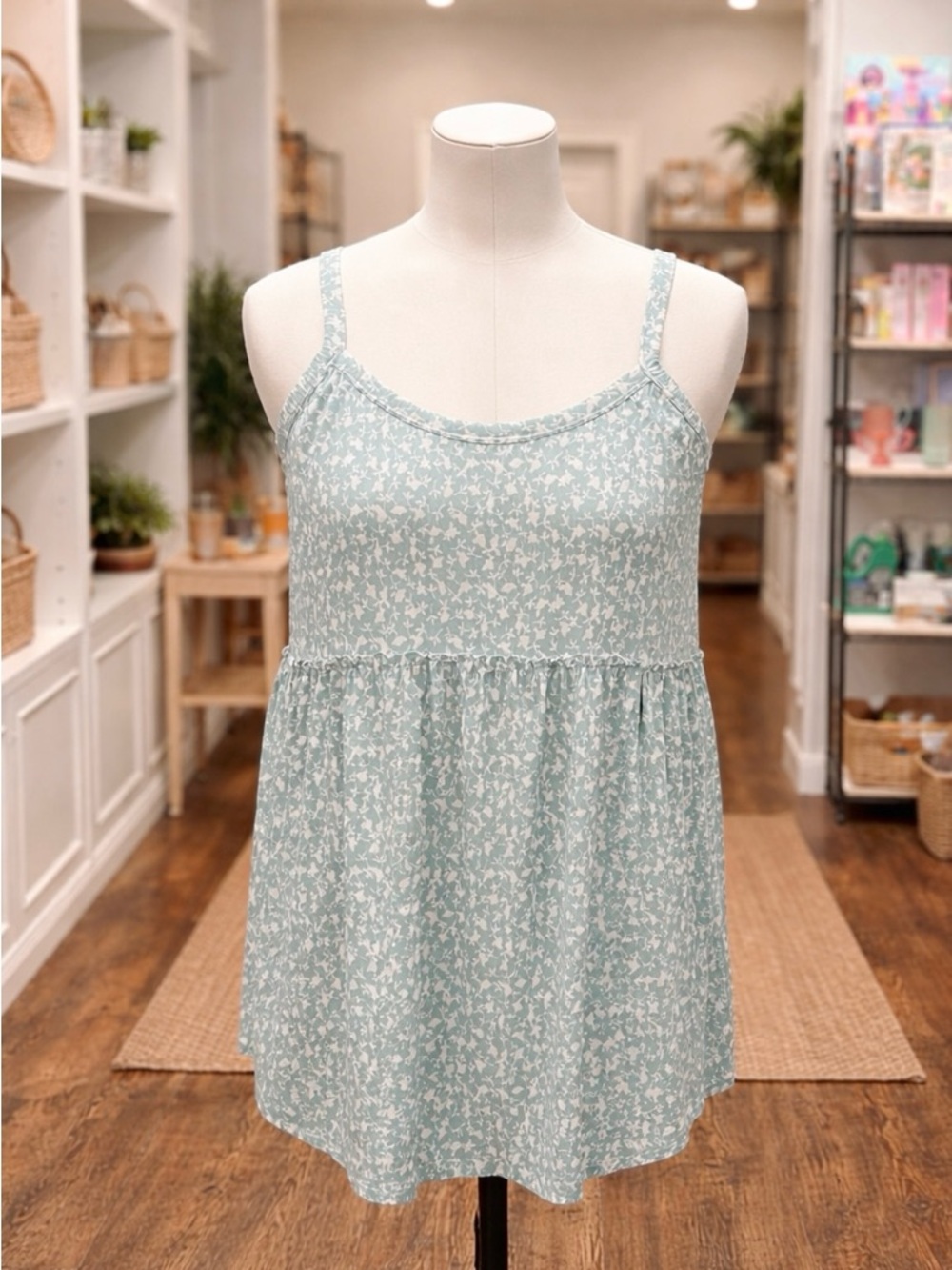 White Birch 2X Mint Green Floral Babydoll Tank Top Flowy Soft NWOT